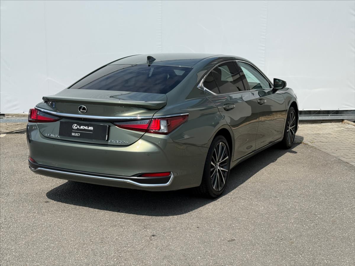 Lexus ES 300h