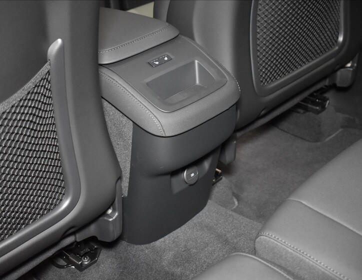 Volvo XC90 23