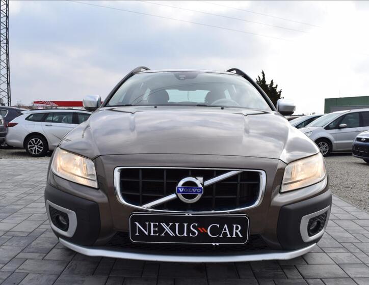 Volvo XC70 2