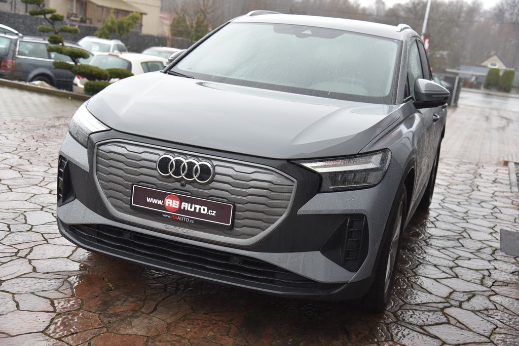 Audi Q4