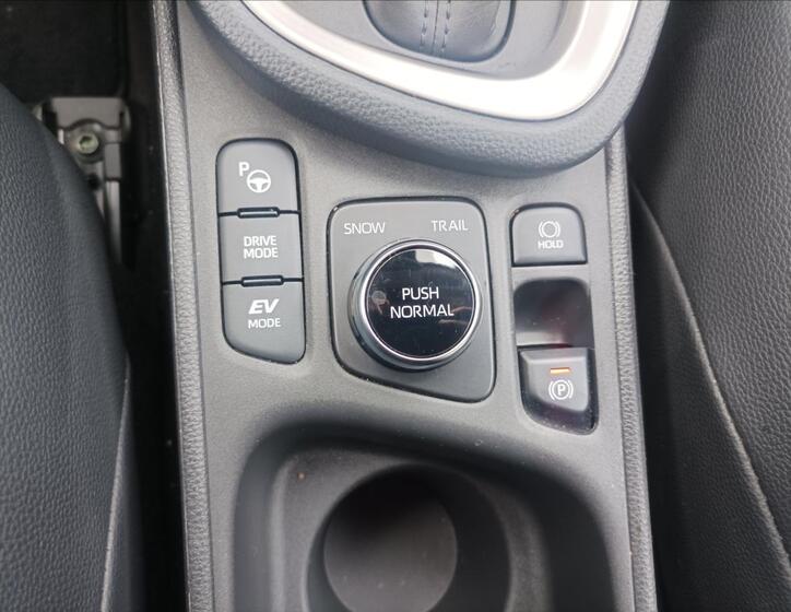 Toyota Yaris Cross 20