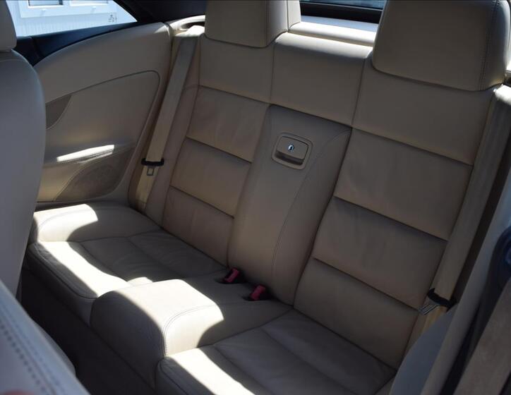 Volkswagen EOS 21