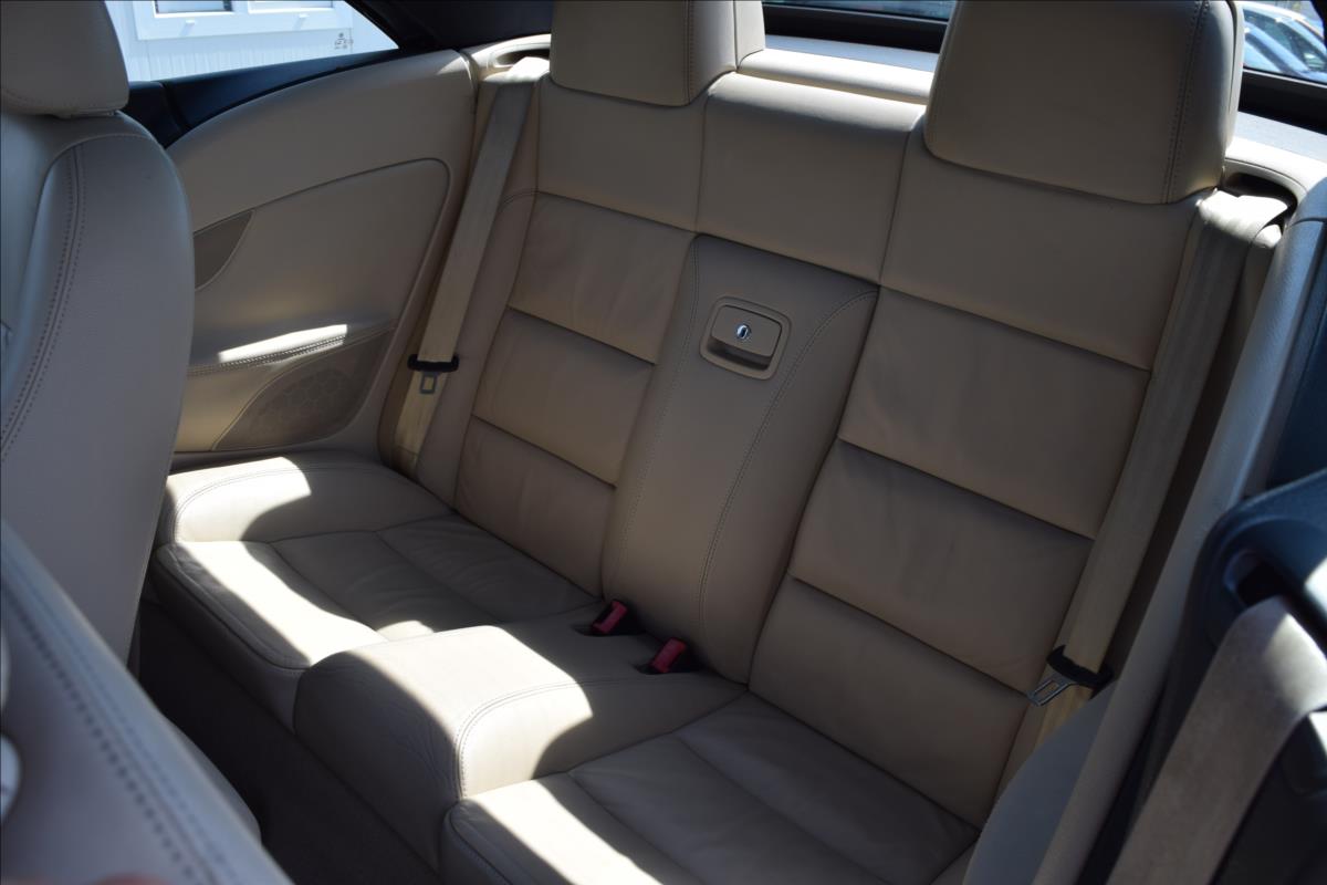 Volkswagen EOS