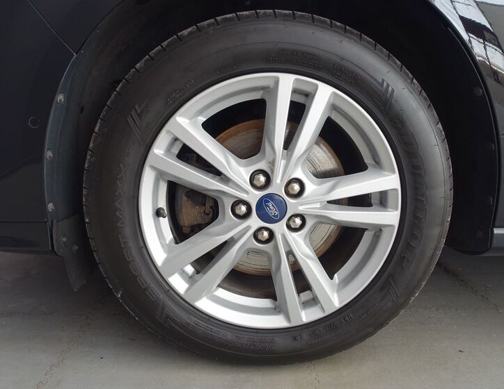 Ford S-MAX 37