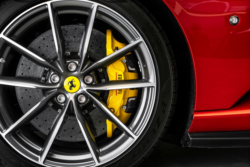 Ferrari 812