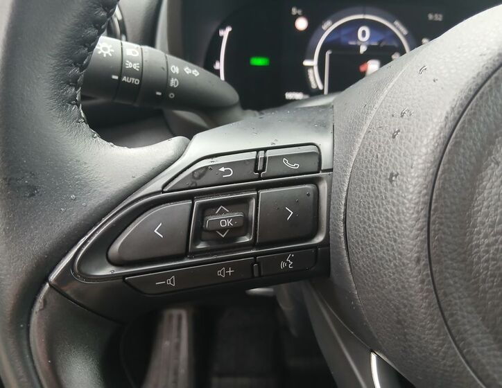 Toyota Yaris Cross 19