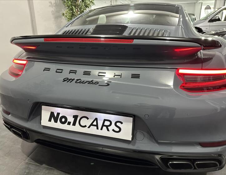 Porsche 911 26