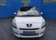 Peugeot 5008 2
