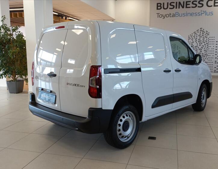 Toyota ProAce City 5