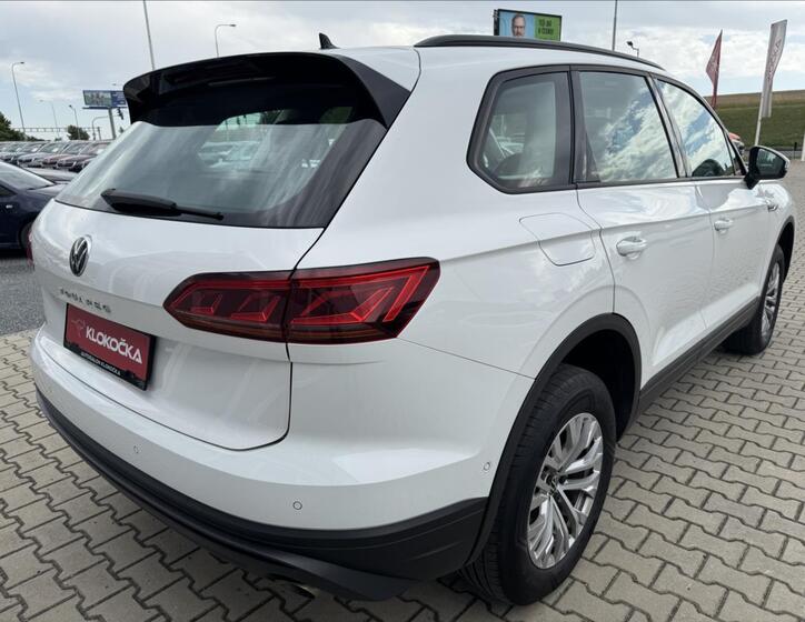 Volkswagen Touareg 7