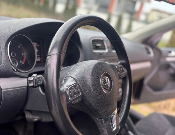 Volkswagen Golf 8