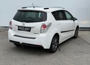 Toyota Verso 6
