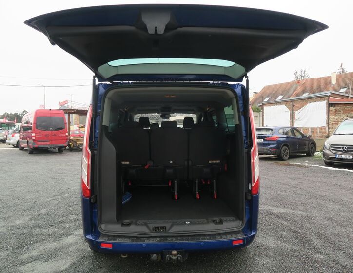 Ford Tourneo Custom 34