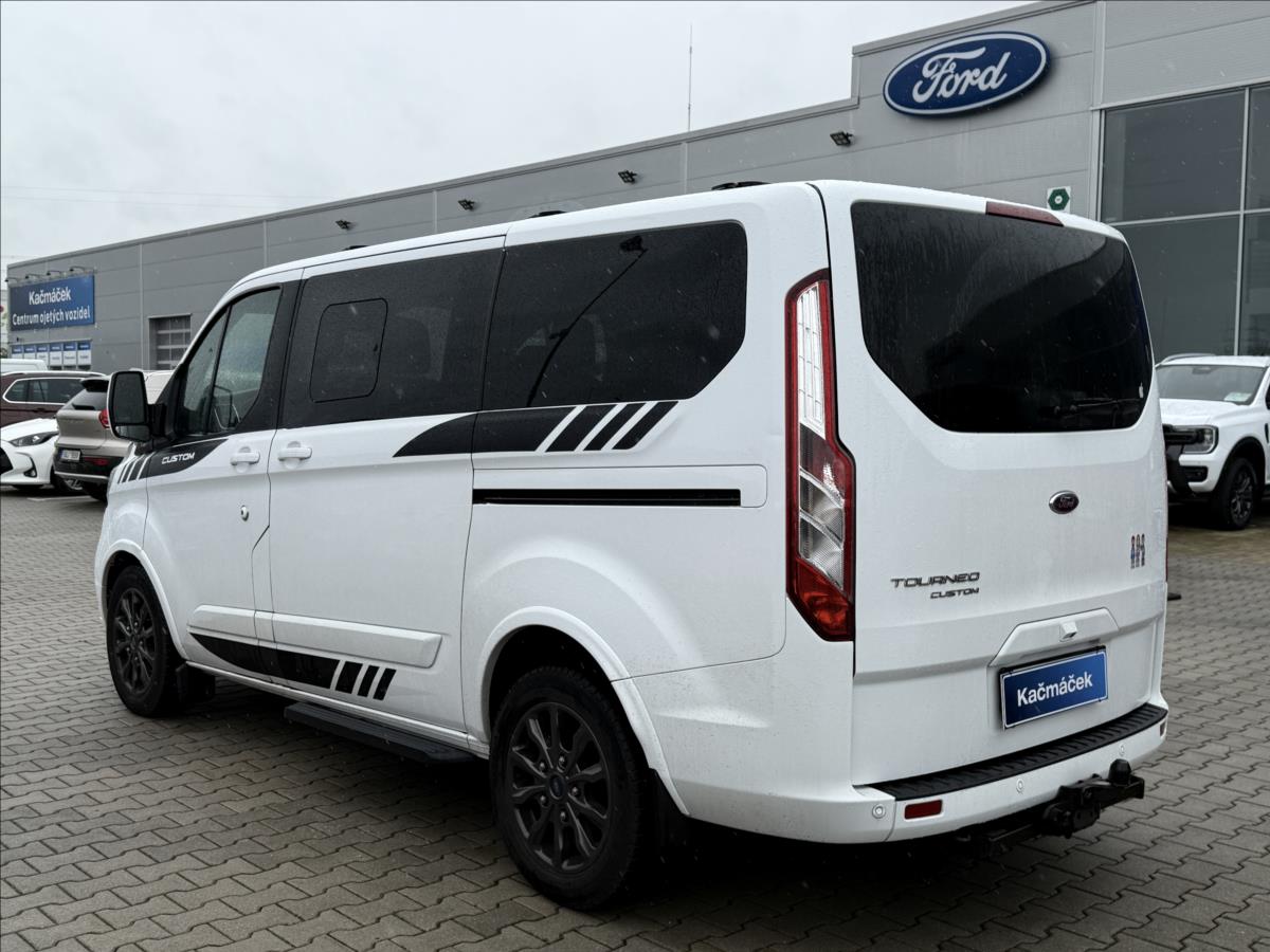Ford Tourneo Custom