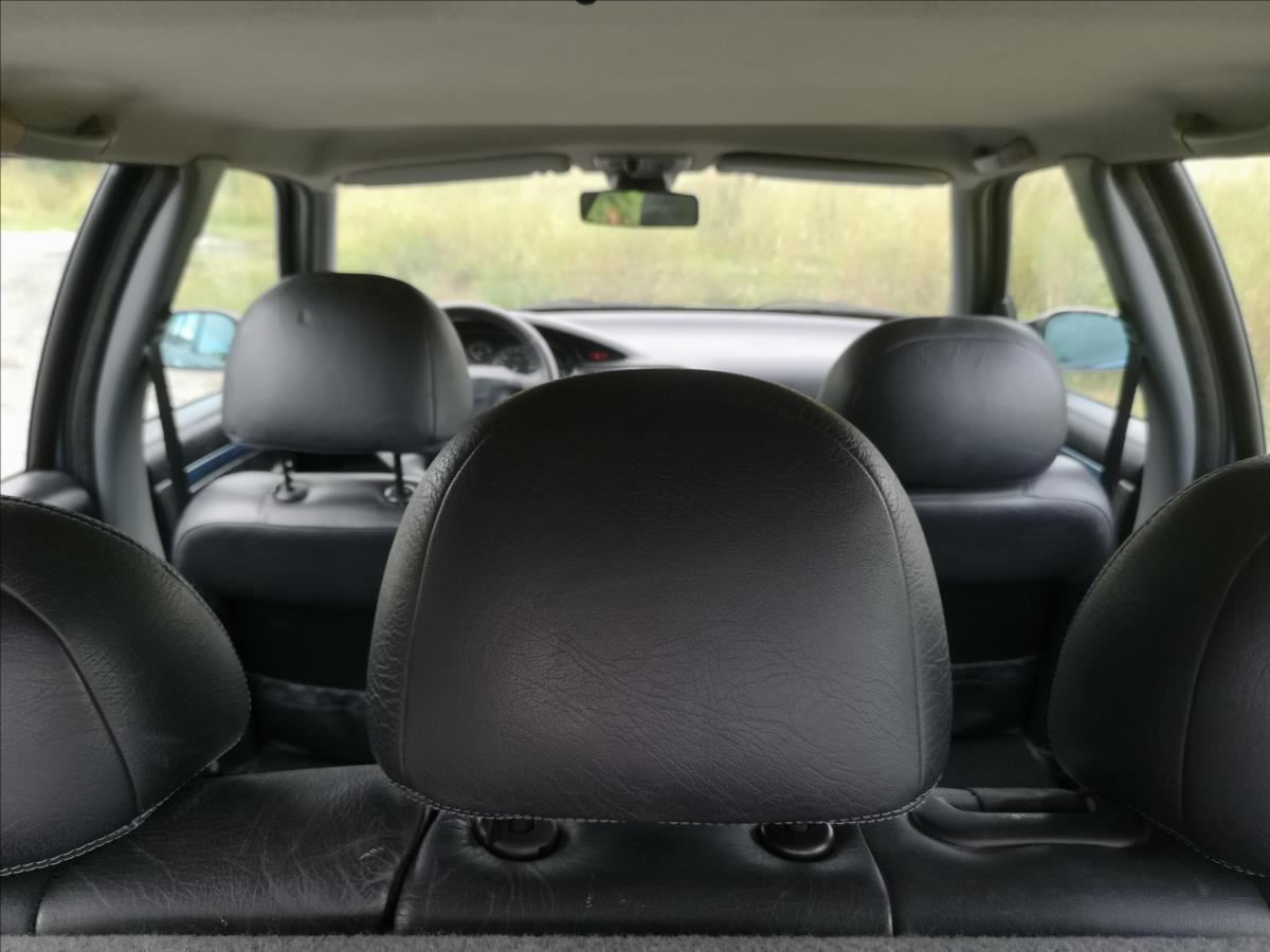 Peugeot 406