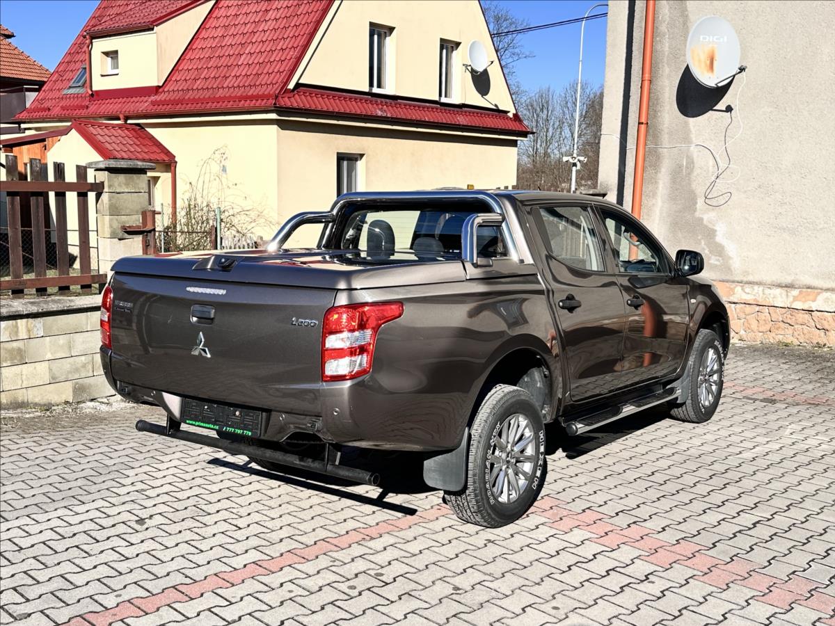 Mitsubishi L200