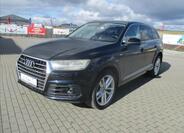 Audi Q7 1