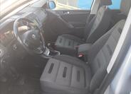 Volkswagen Tiguan 7