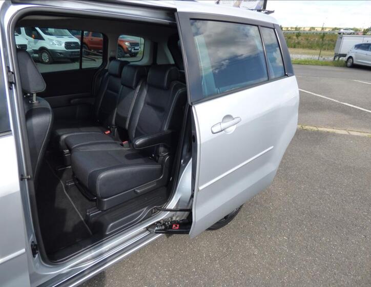 Mazda 5 23