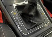 Volkswagen Golf 23