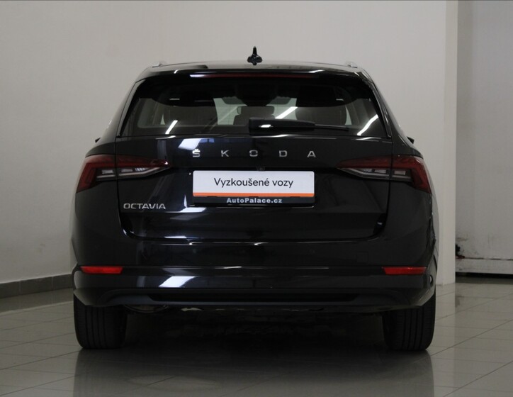 Škoda Octavia 4