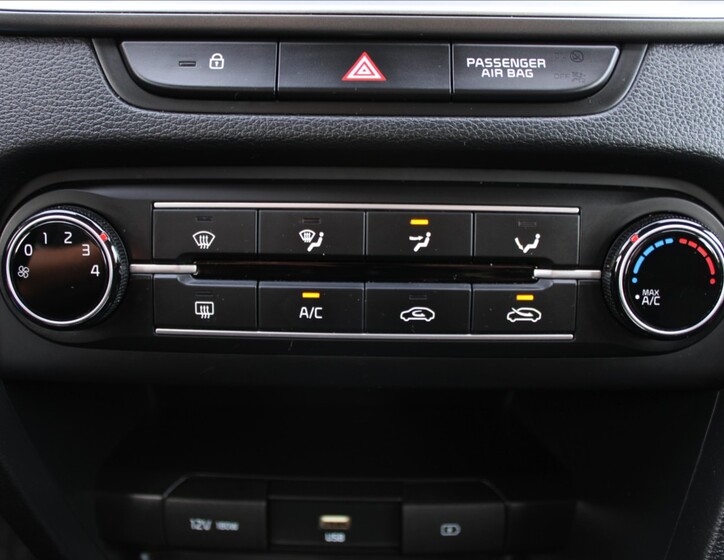 KIA Ceed 13