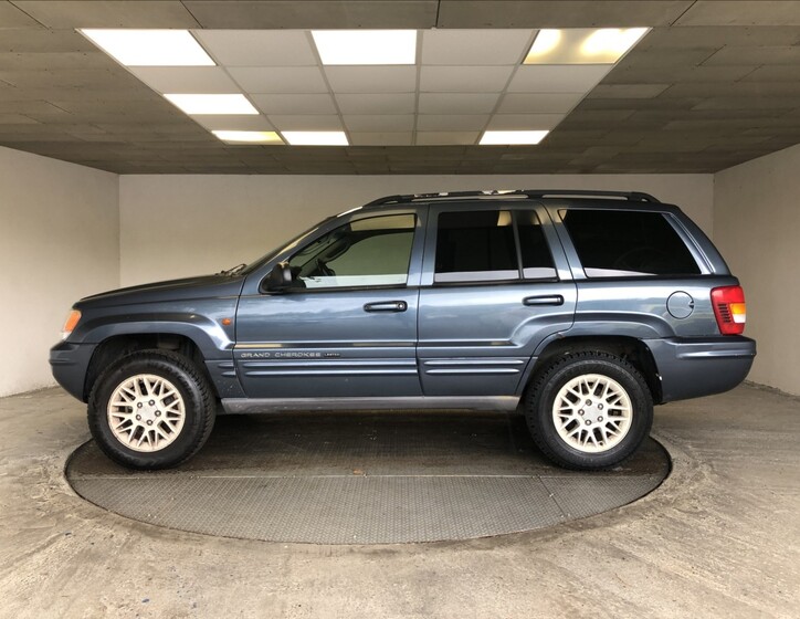 Jeep Grand Cherokee 4
