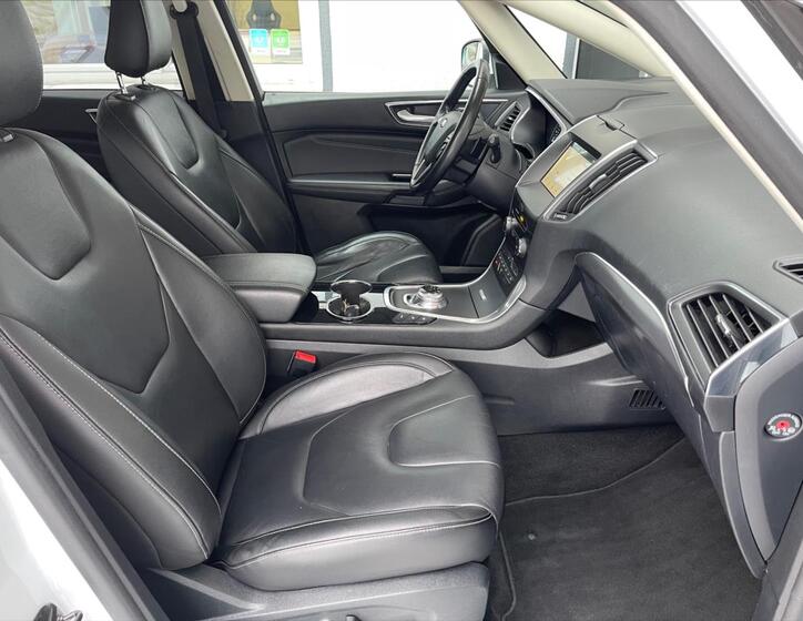 Ford S-MAX 13