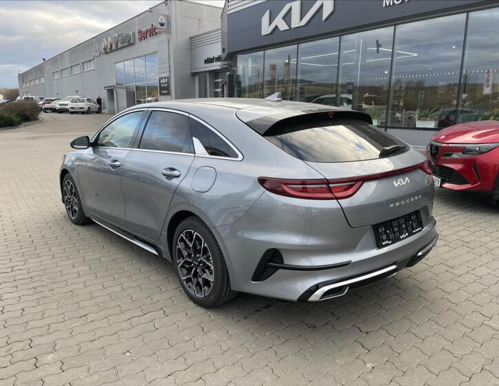 KIA ProCeed 5