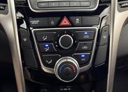 Hyundai i30 14