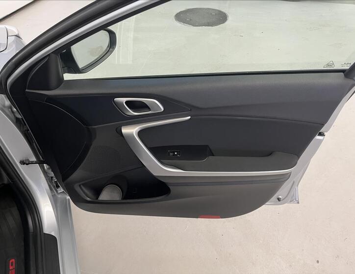 KIA Ceed 27