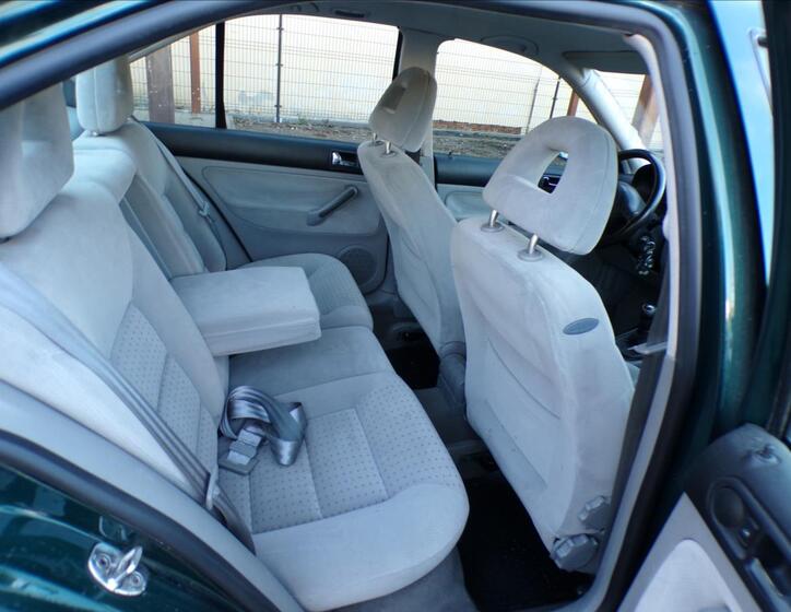 Volkswagen Bora 13
