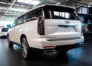 Cadillac Escalade 3