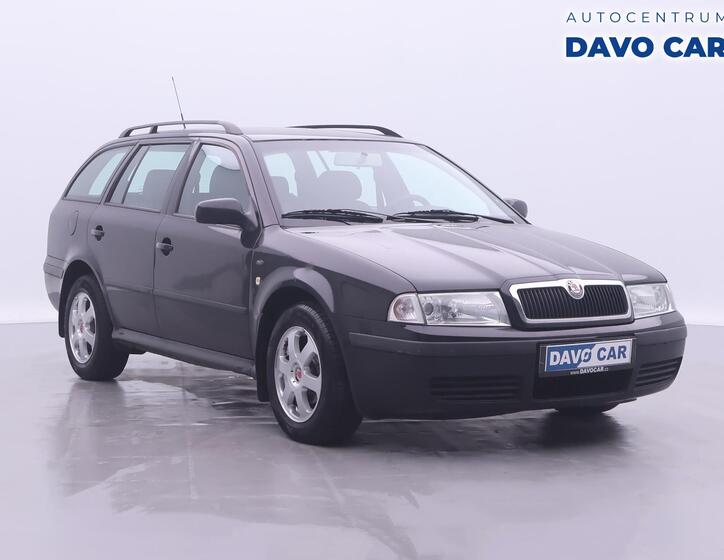 Škoda Octavia 1