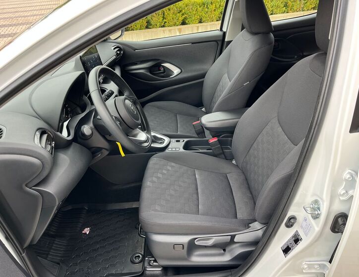 Toyota Yaris 13