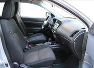 Mitsubishi ASX 16