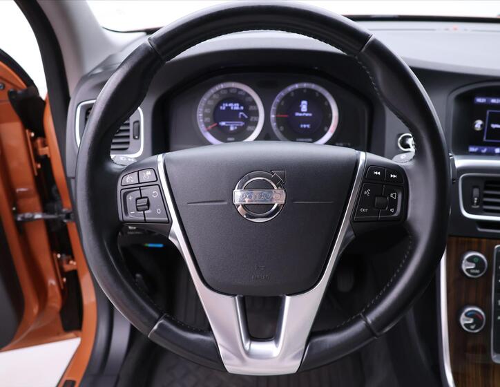 Volvo S60 18