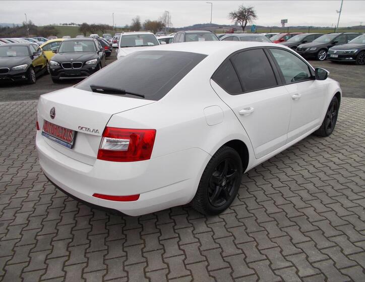 Škoda Octavia 10