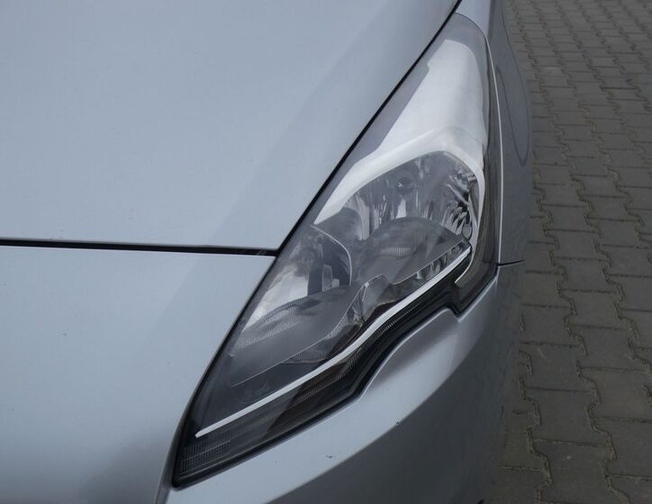 Peugeot 5008 17