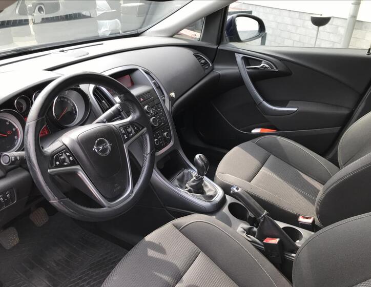 Opel Astra 7