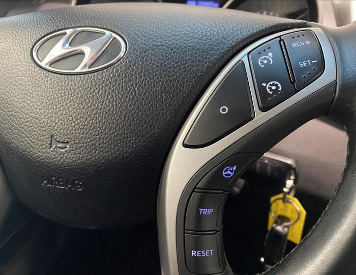 Hyundai i30 14