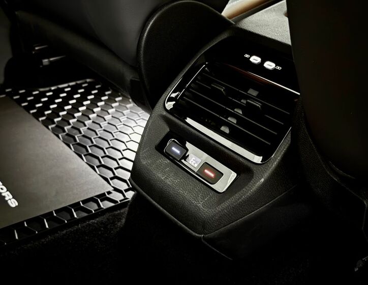 Volkswagen ID.4 18