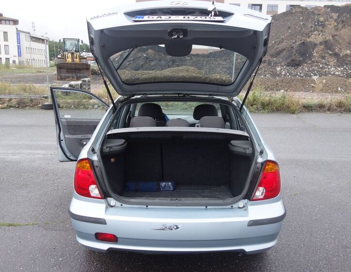 Hyundai Accent 17
