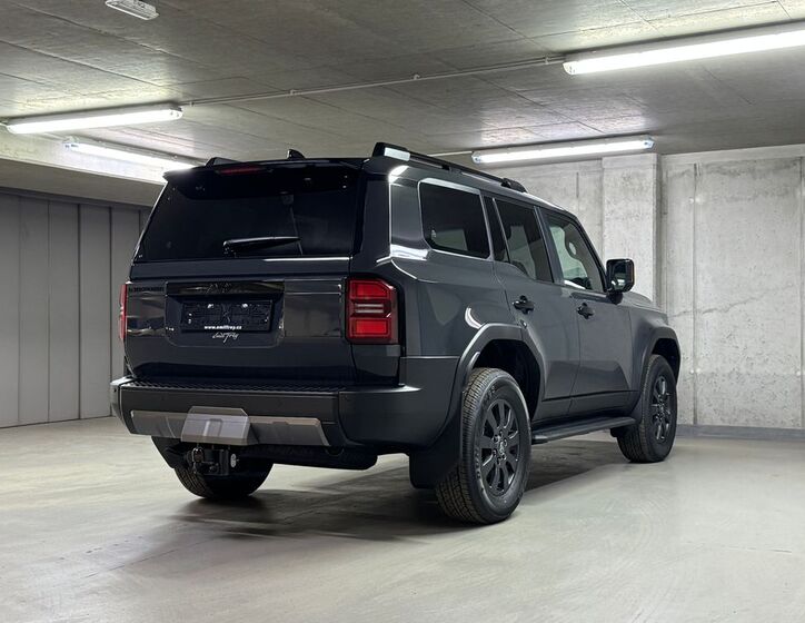 Toyota Land Cruiser 5