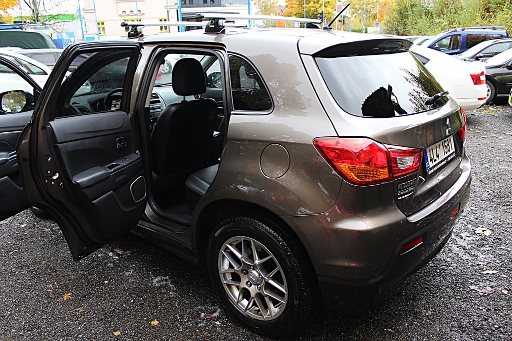 Mitsubishi ASX