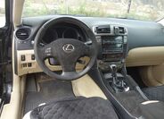 Lexus IS 220 18