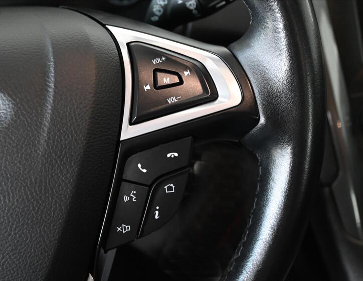 Ford Mondeo 18