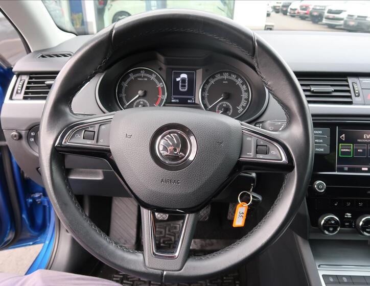 Škoda Octavia 15