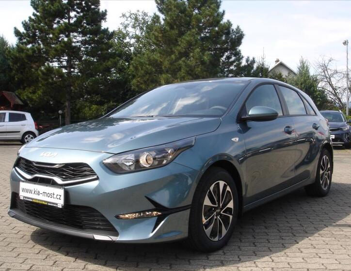 KIA Ceed 4