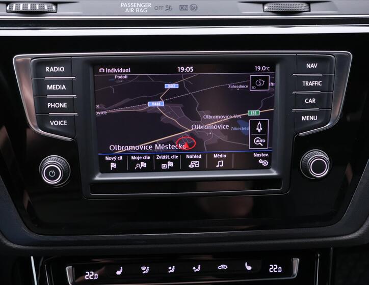 Volkswagen Touran 27